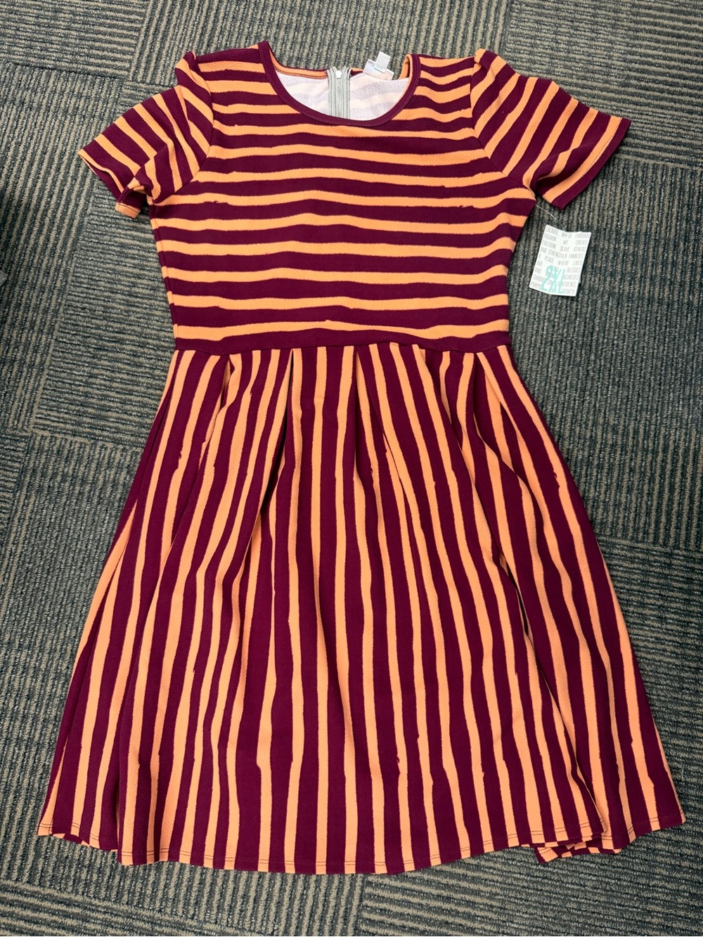 NaWT LuLaRoe Amelia Striped Midi Dress in Plum & apricot Sz 2XL